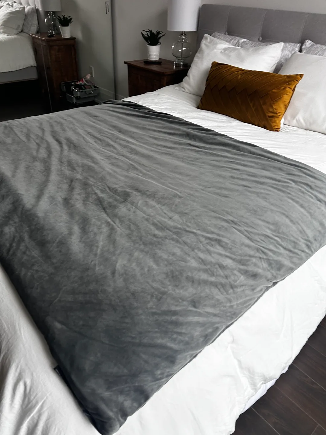 HUSH- 12lbs Personal Size Weighted Blanket 48x78 thumbnail