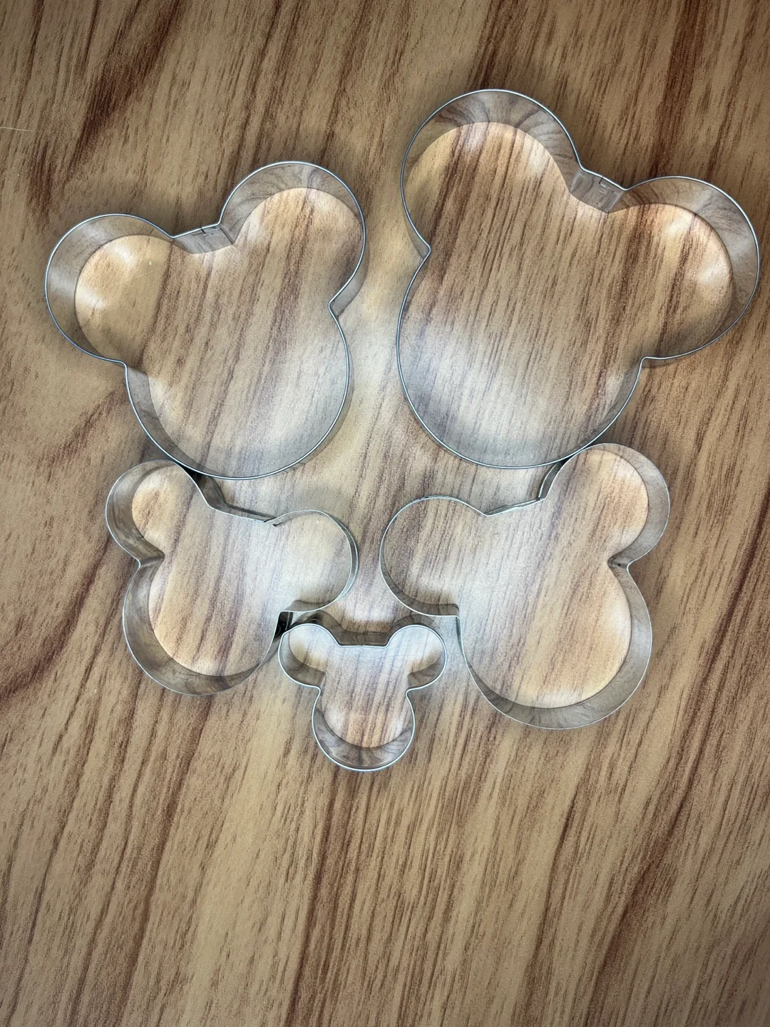 Mickey Mouse Cookie Cutters image indicator(2)