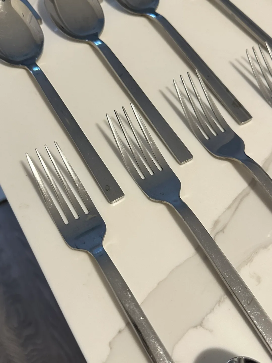 59 Piece Stainless Steel Cutlery Set image indicator(7)