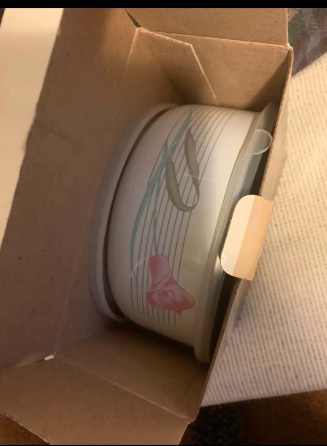 3 Piece Mixing Bowl Set with Lids -NEW image indicator(5)