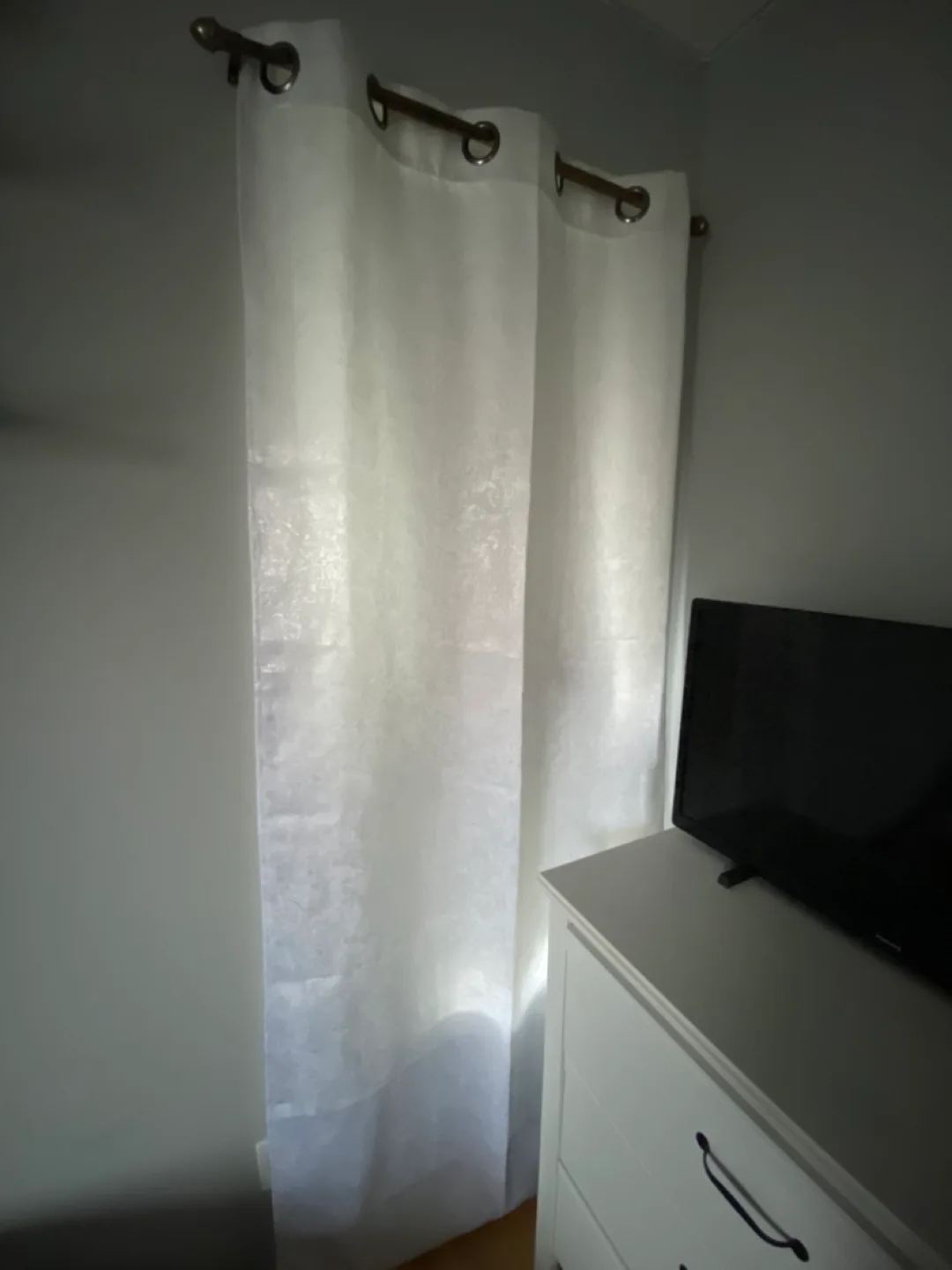 1 Panel Decorative Long White/silver Curtain! image indicator(2)