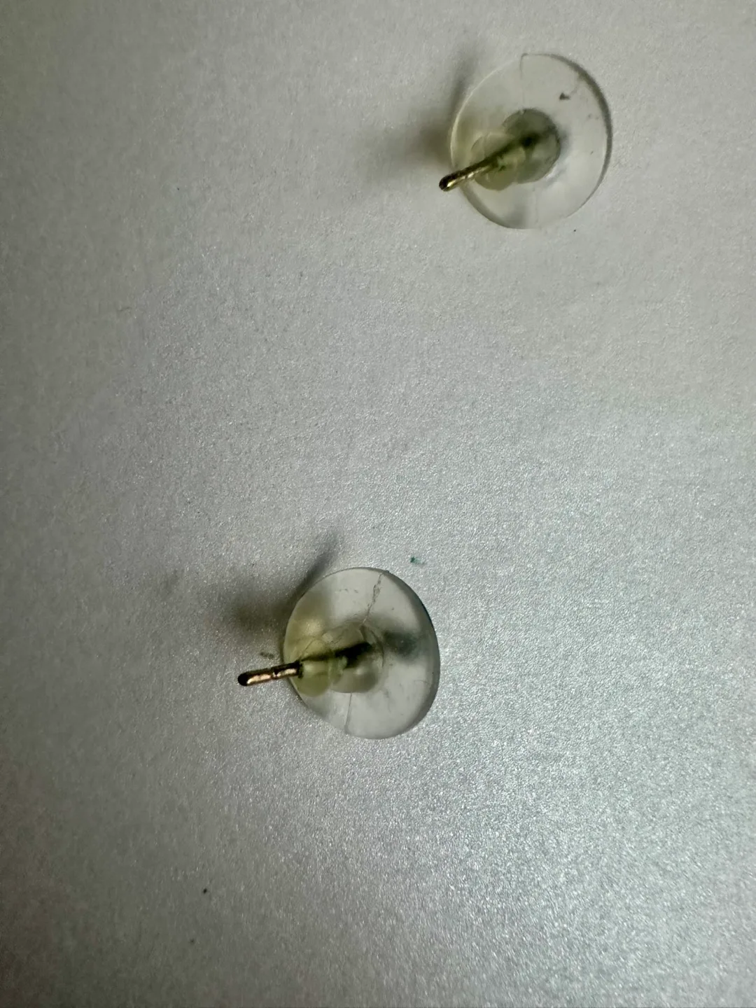 Gold Leaf Earrings image indicator(3)