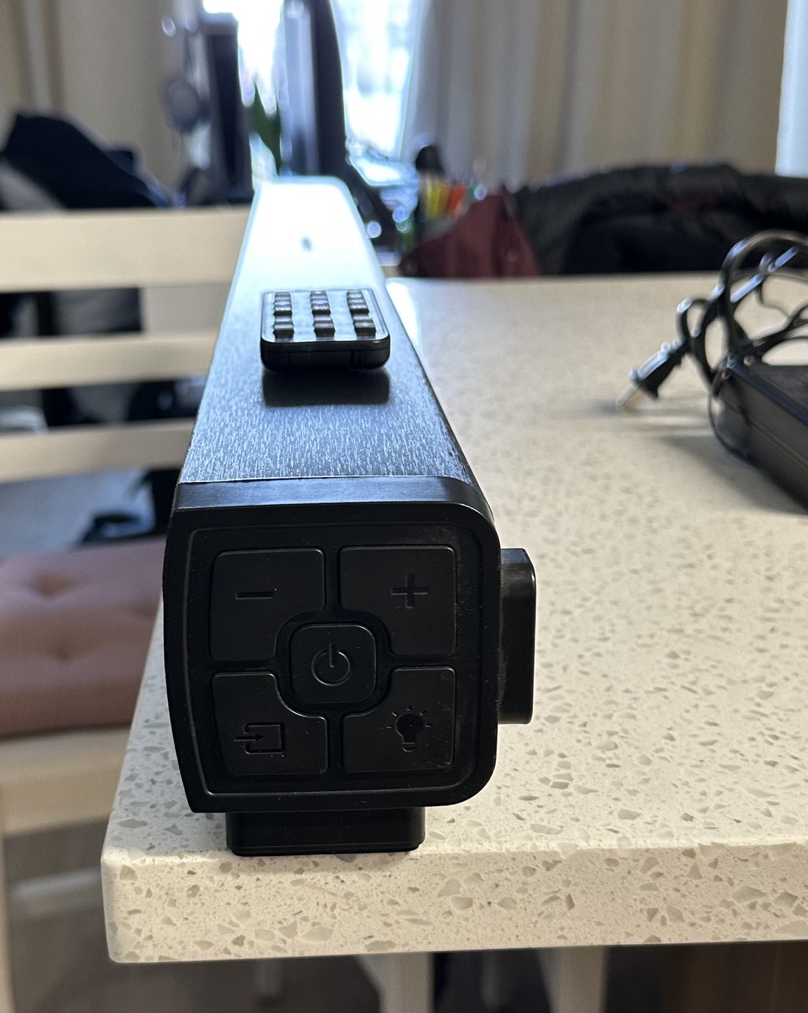 Monster Soundbar with remote and power adapter - photo 2