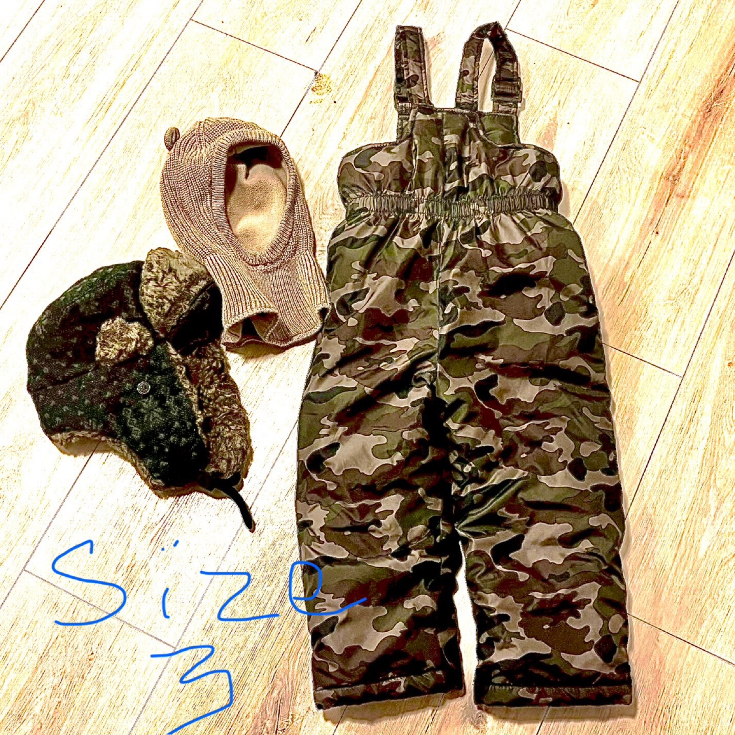 Camouflage Snow pants& Winter Hats