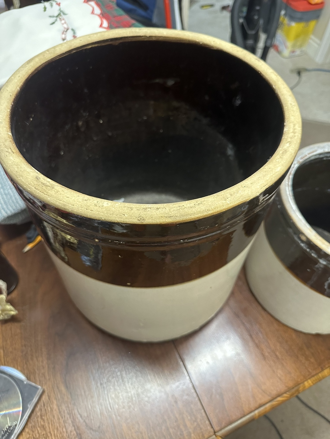 Vintage Crock Pot - photo 4