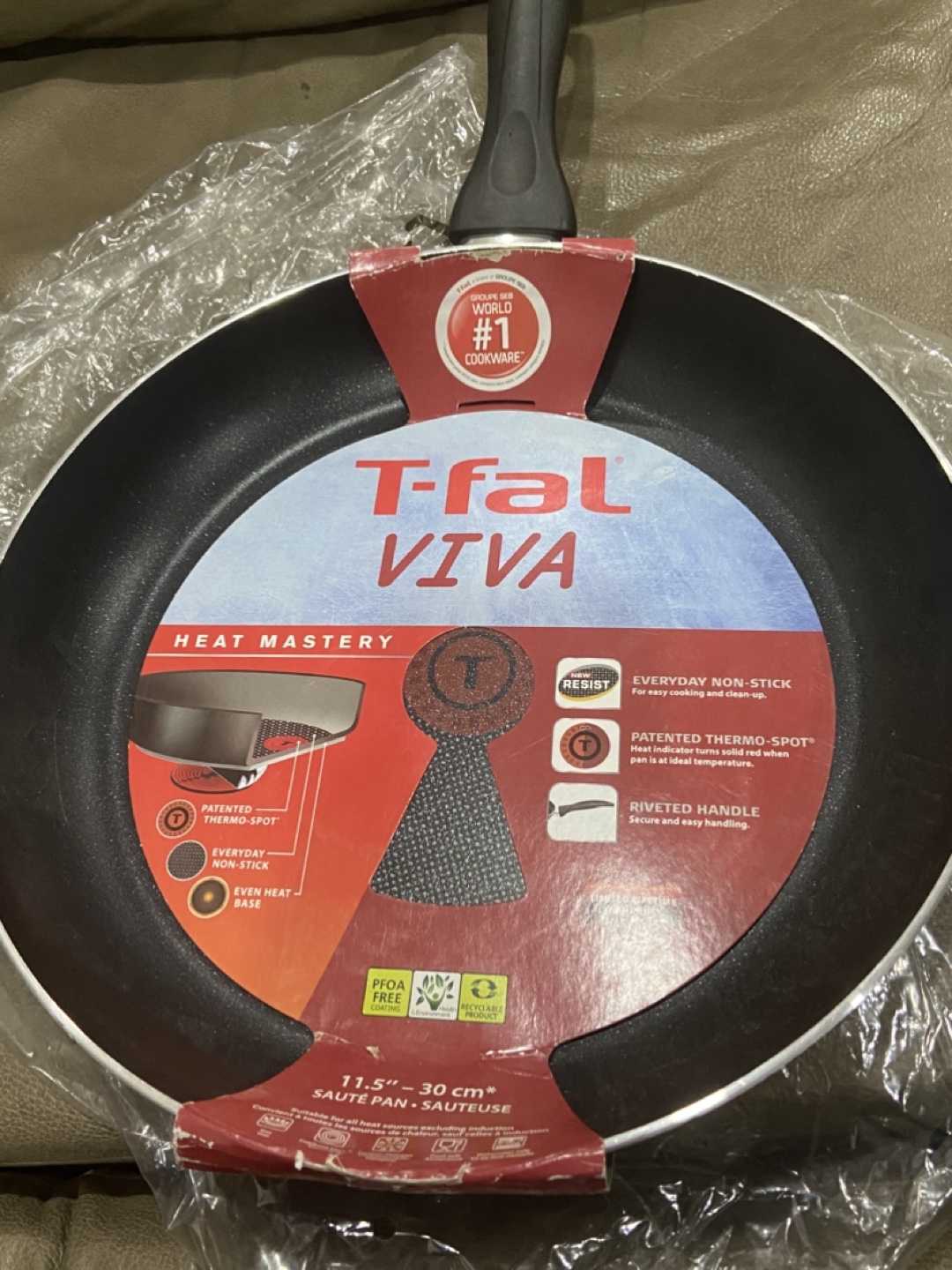 T-fal Viva 11.5 Inch Saute Pan new - photo 2