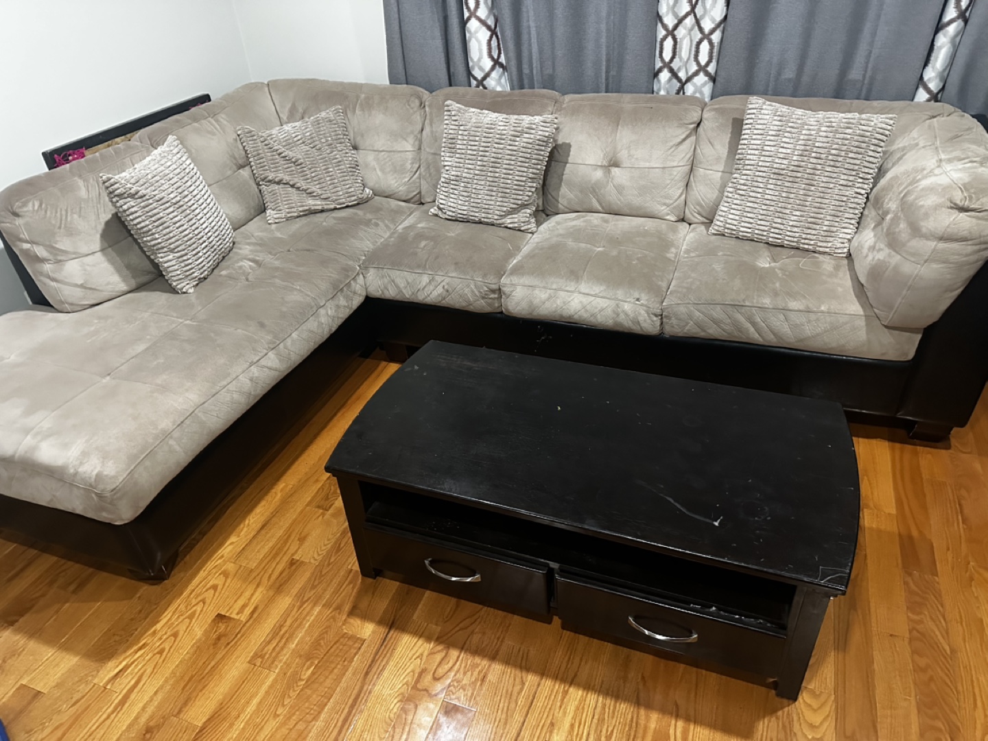 Sectional Sofa with Coffee Table