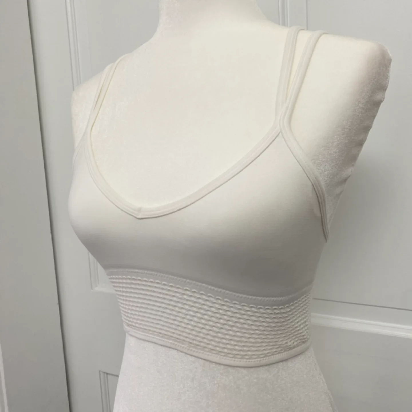 Forever 21 White Sports Bra image indicator(3)