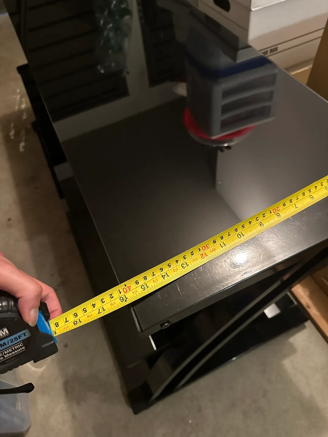 Black Tempered Glass TV Stand image indicator(6)