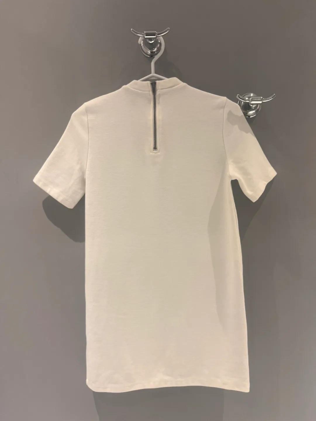 Forever 21 White T-Shirt Dress image indicator(2)