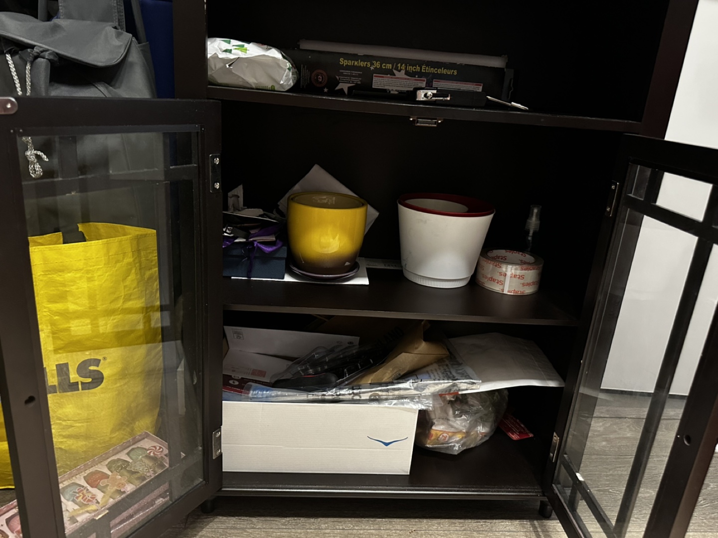 Small Cabinet with Glass Doors - photo 3