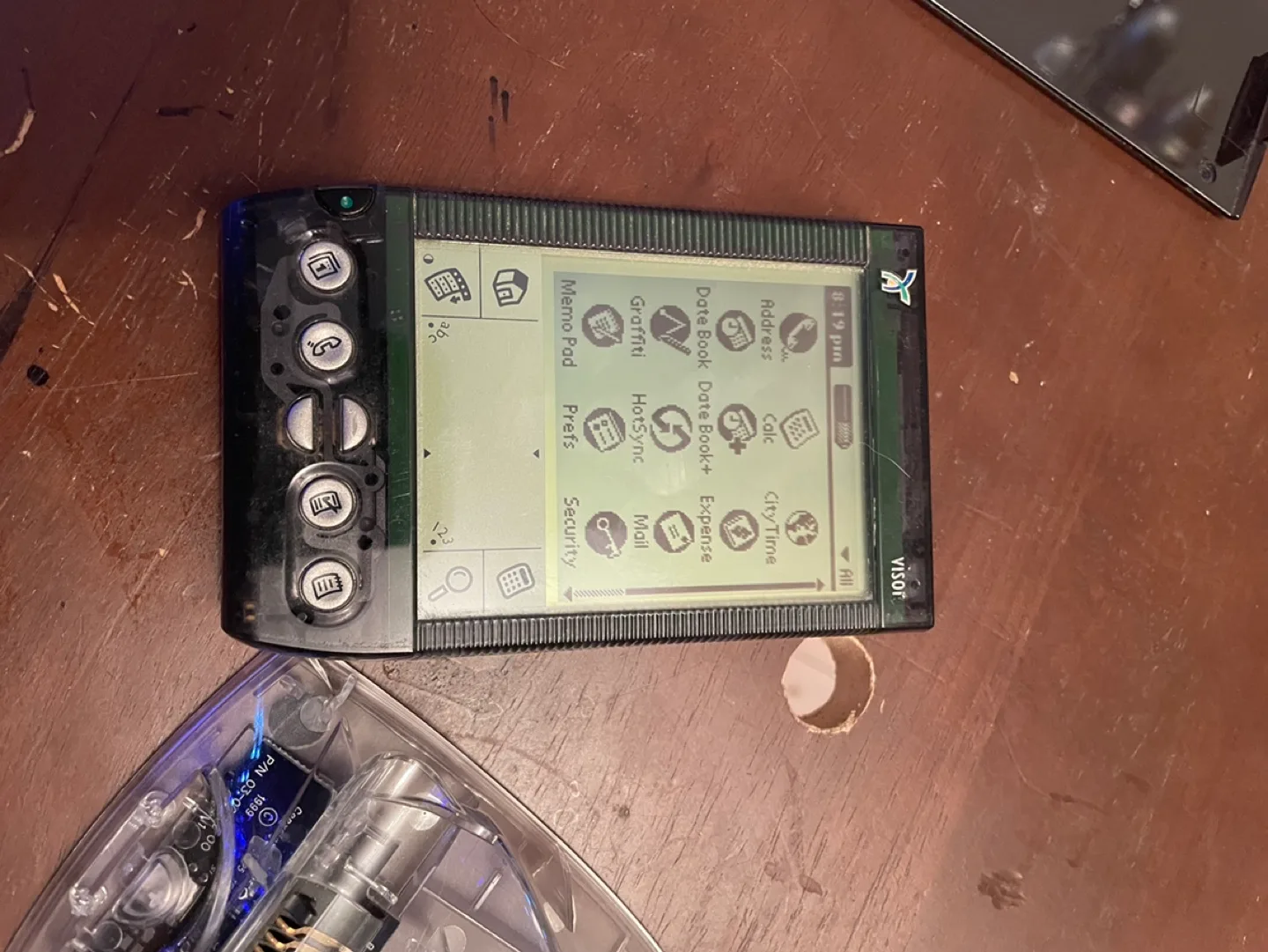 Handspring Visor PDA with dock image indicator(4)