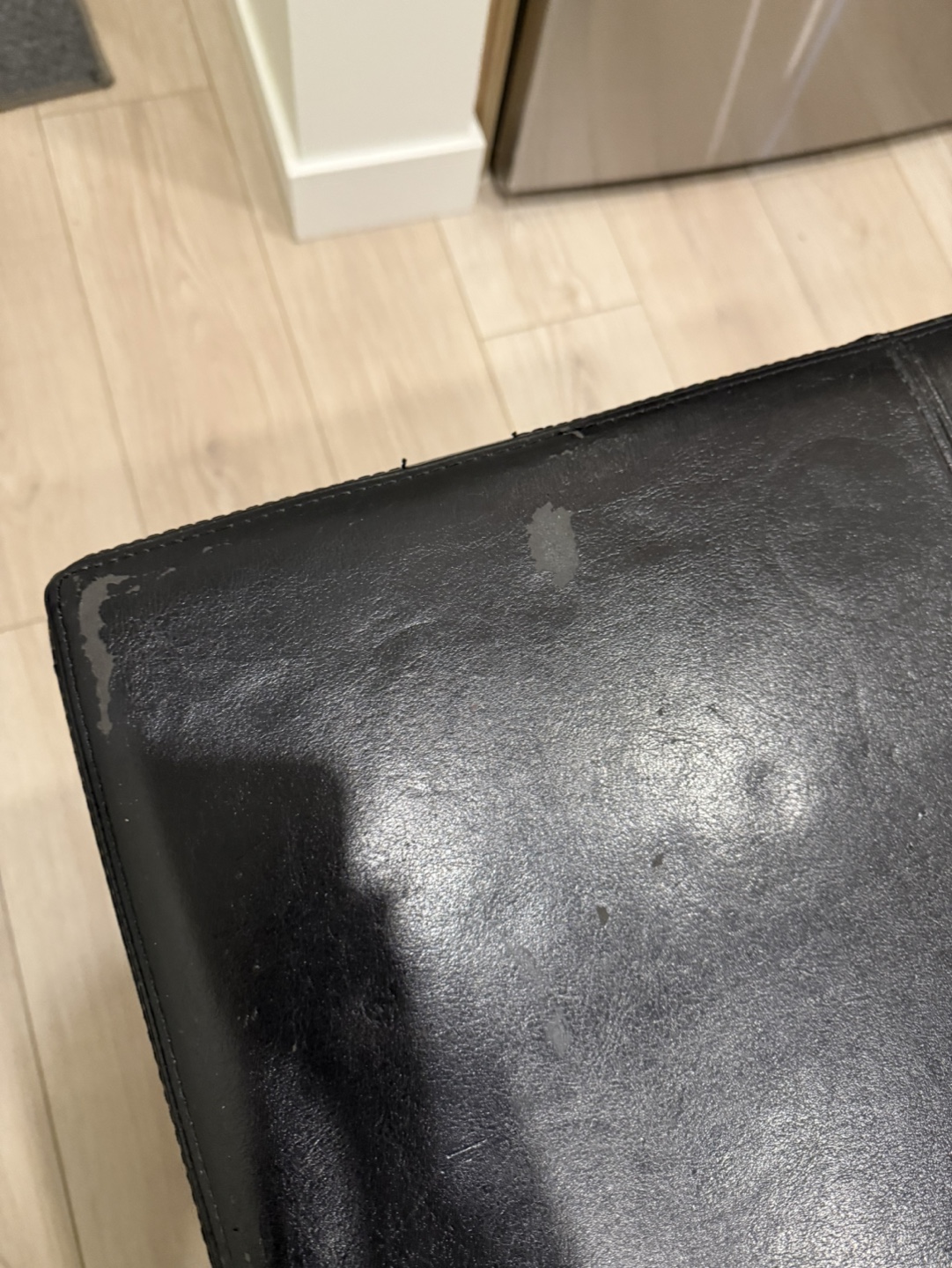 Black Leather coffee table #freecycle - photo 4