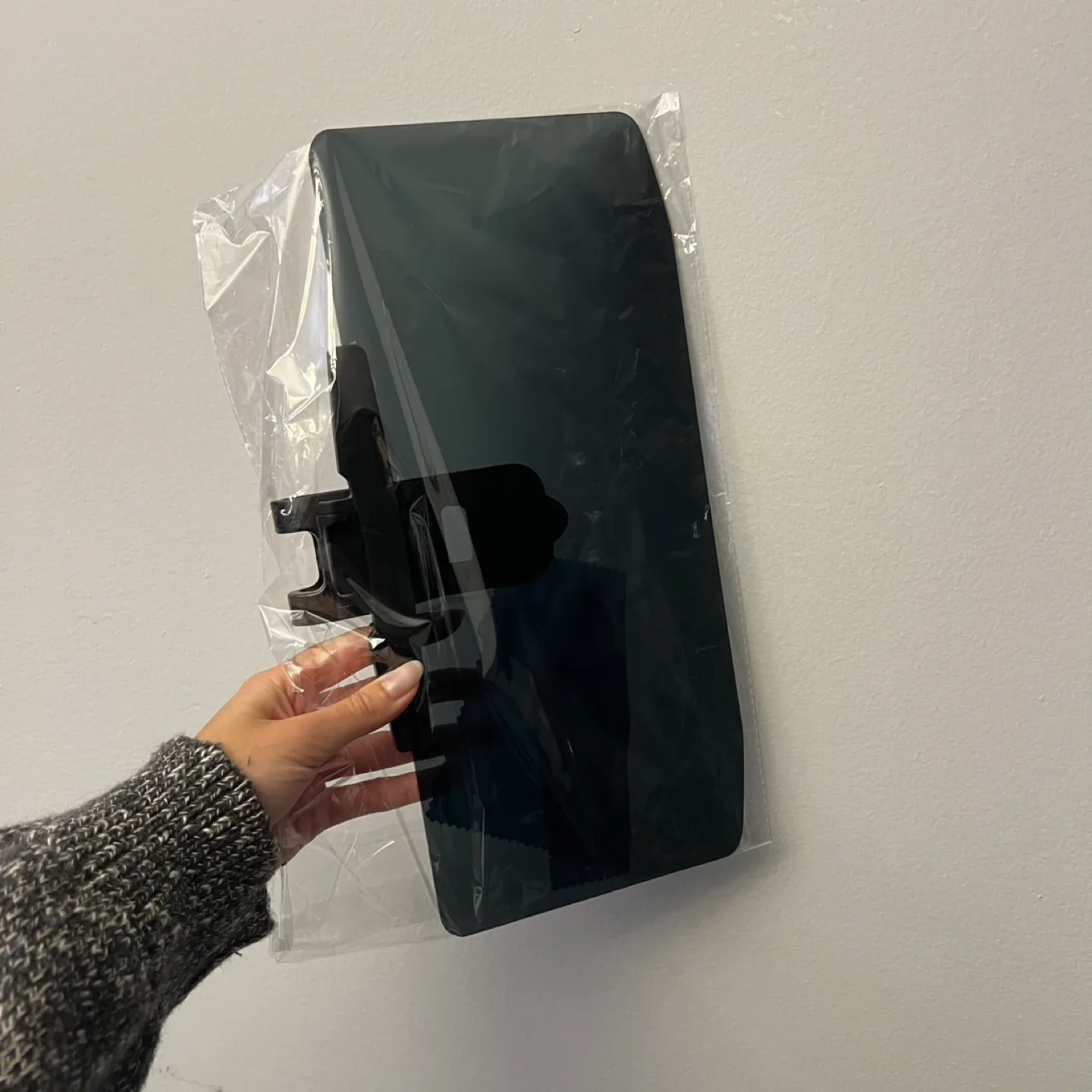 Anti-Glare Sun Visor for Cars image indicator(2)