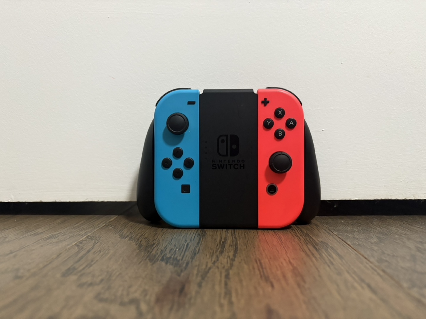 Nintendo Switch Console - Neon Blue and Red Joy-Cons - photo 5