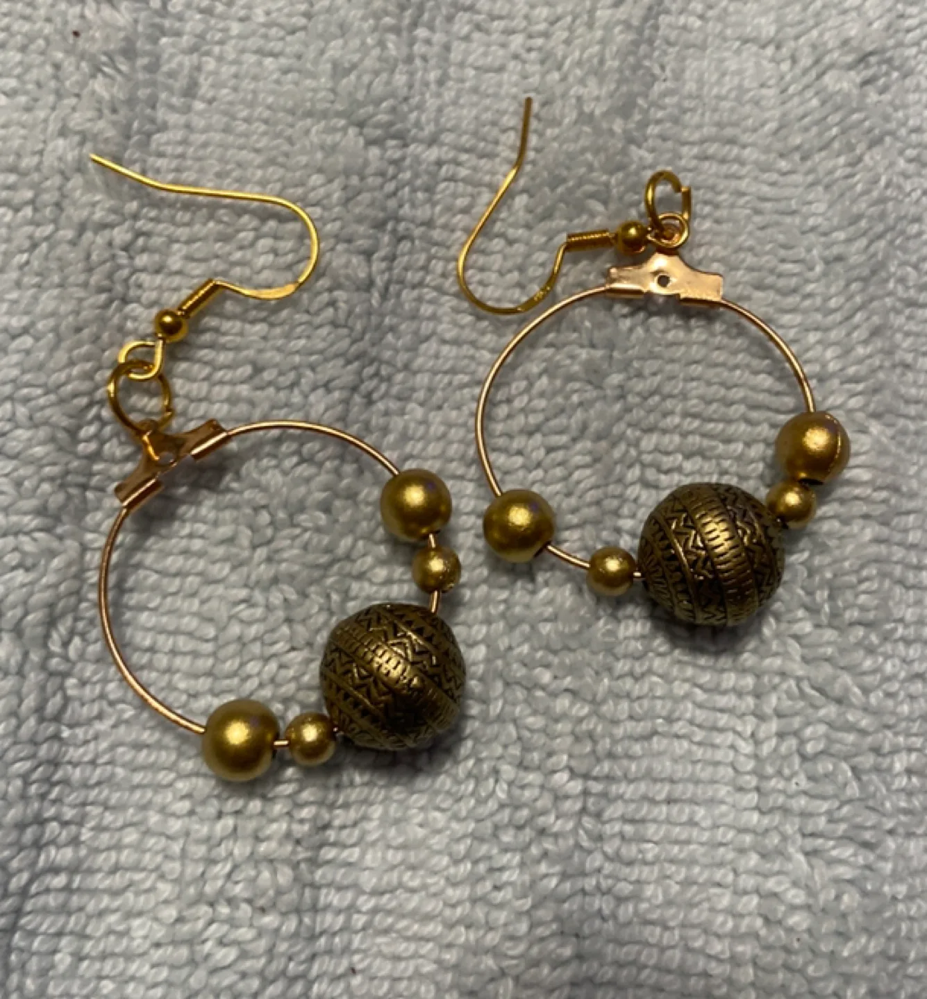 Handmade Beaded Earrings image indicator(7)