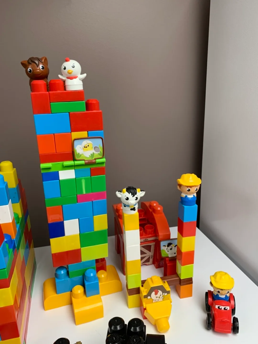 Thomas & Friends and Farm Building Blocks image indicator(7)