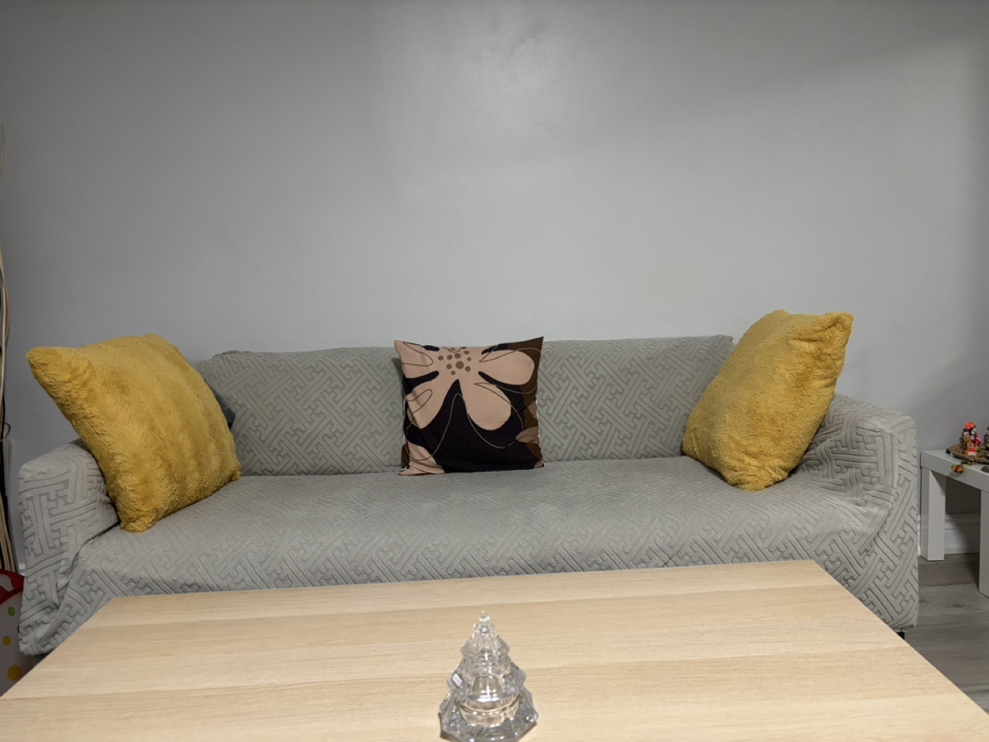 Hillsdale Larissa Sofa - photo 2
