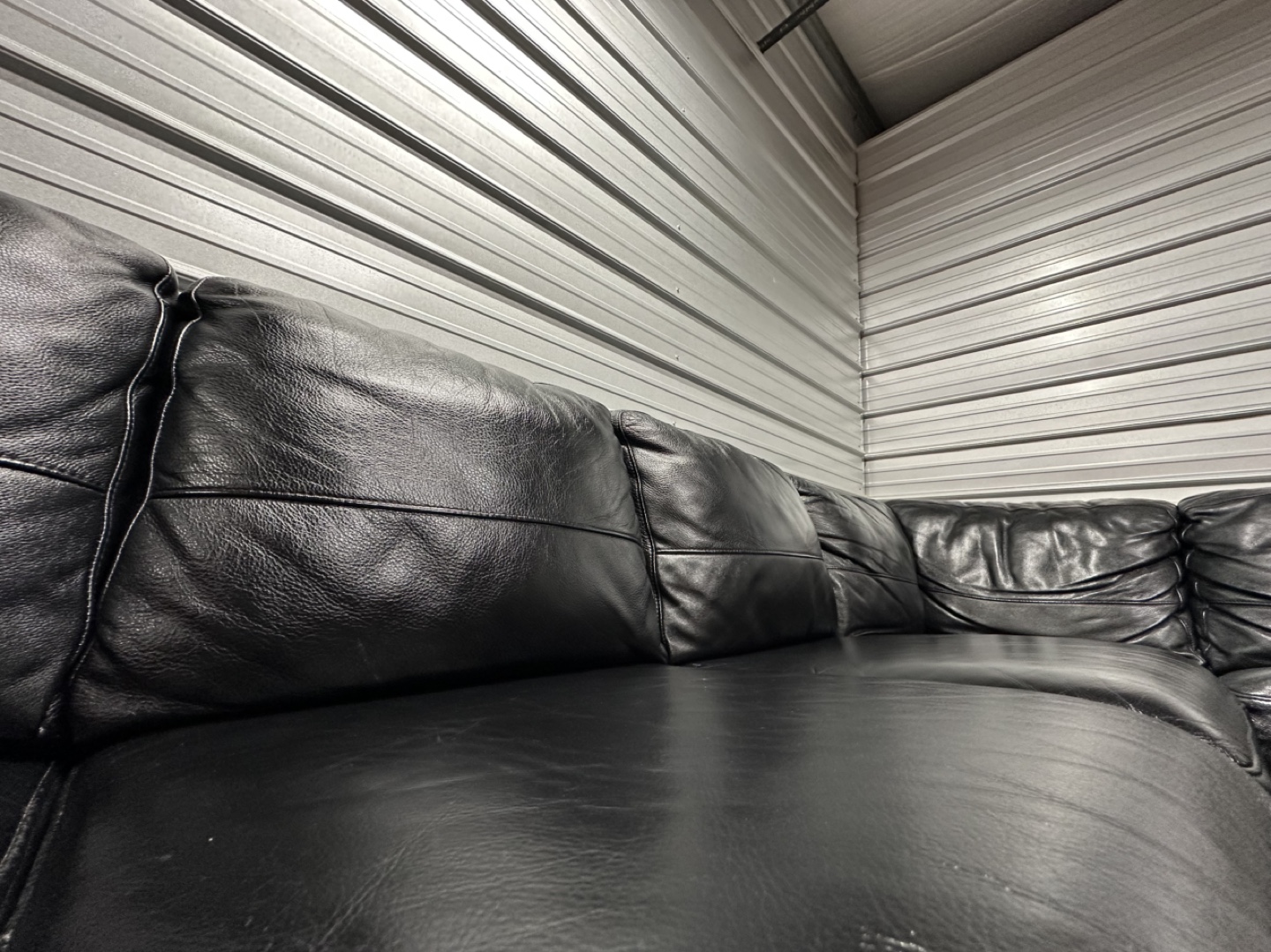 Genuine Leather Sectional (FREE DELIVERY) - photo 4