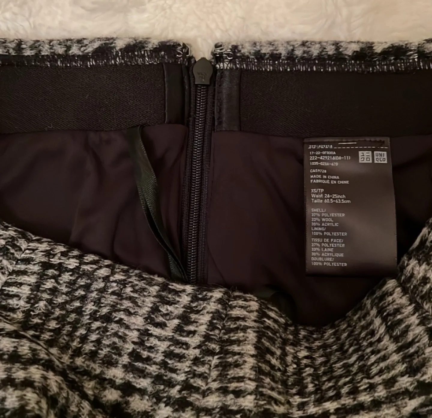 UNIQLO Plaid A-line Skirt image indicator(3)