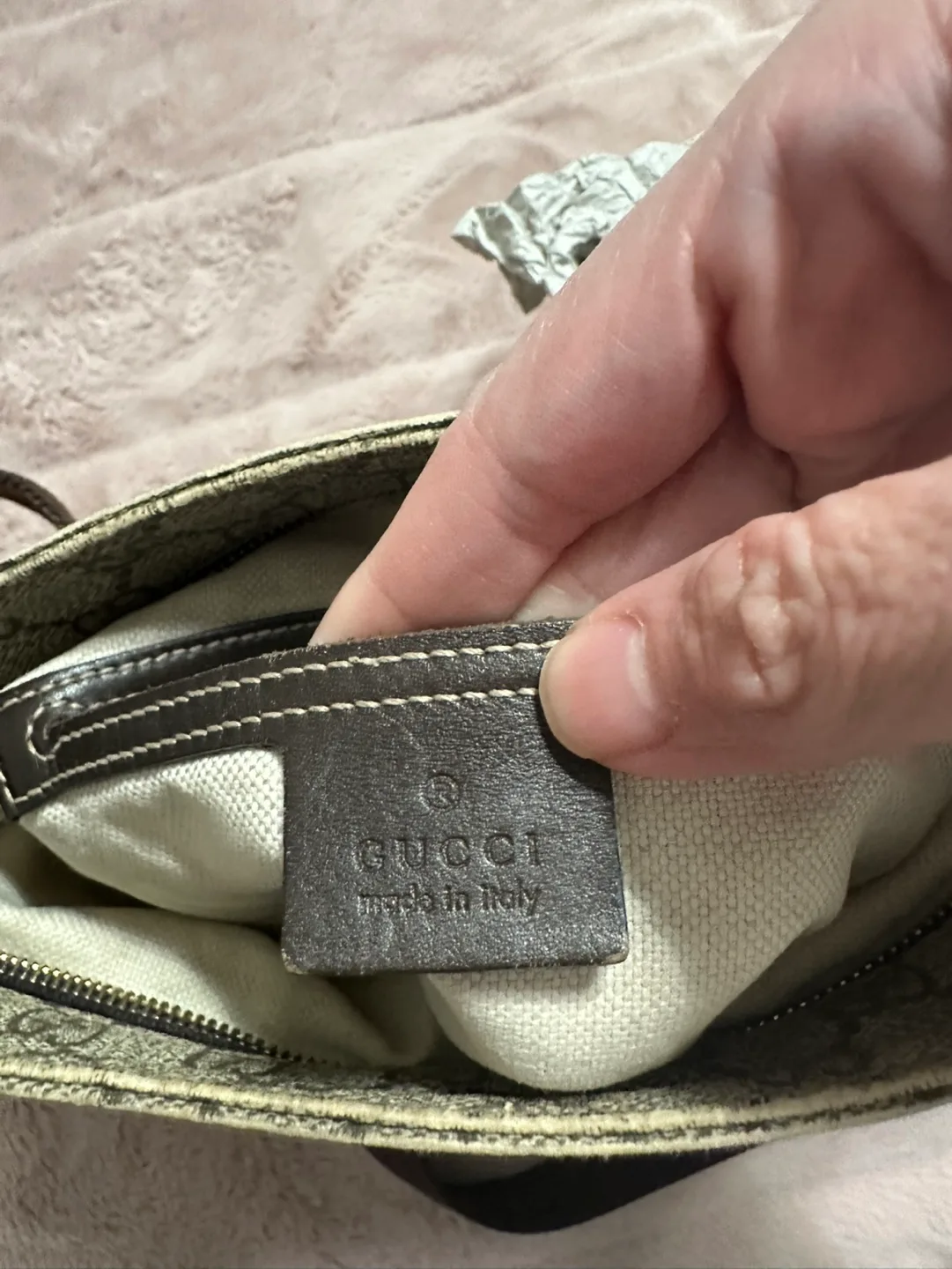 Authentic Gucci Messenger Bag with an Entrupy COA image indicator(6)