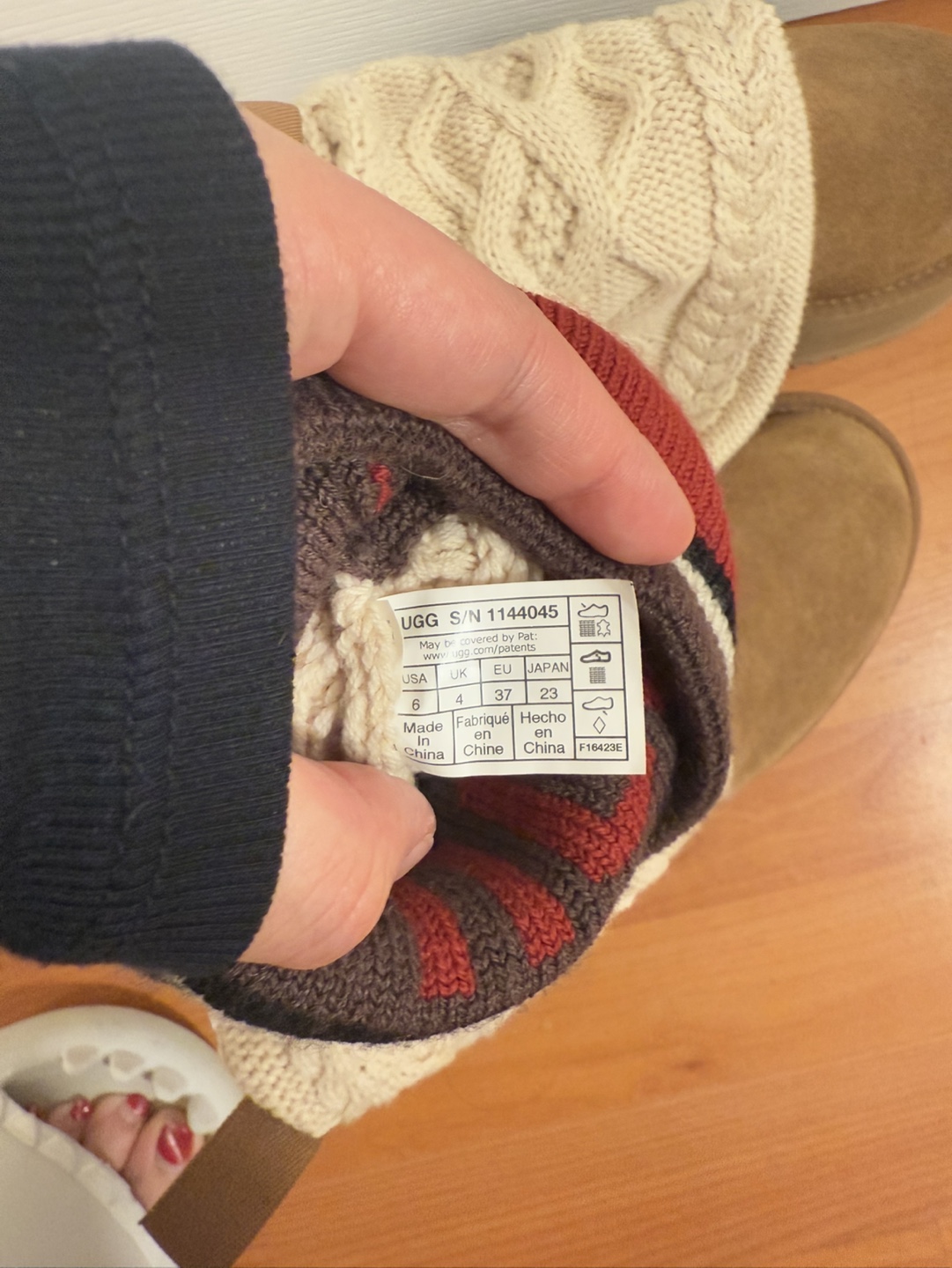 UGG Women's Tan Platform Sweater Boots Size 6 - photo 5