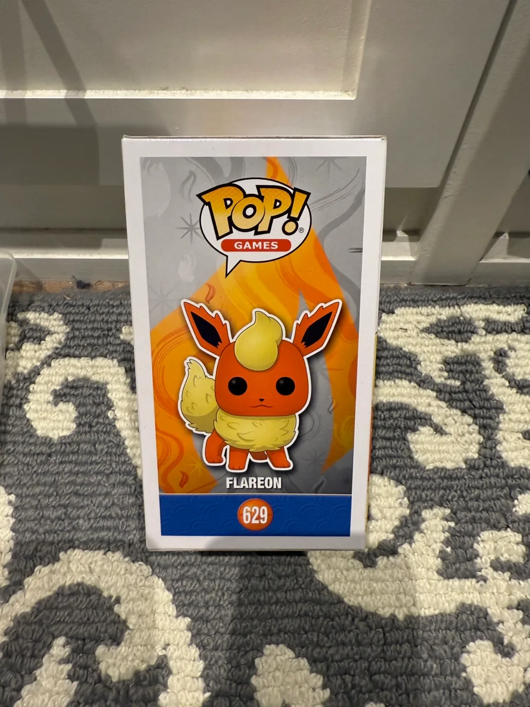 Pop! Games Pokemon Flareon #629 image indicator(2)