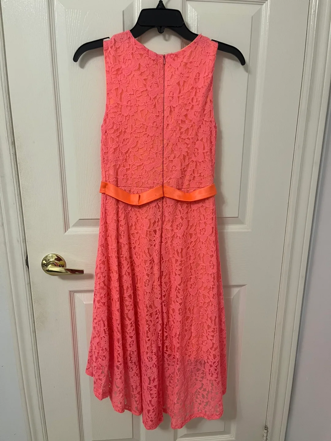Pink Lace Dress with bow image indicator(2)