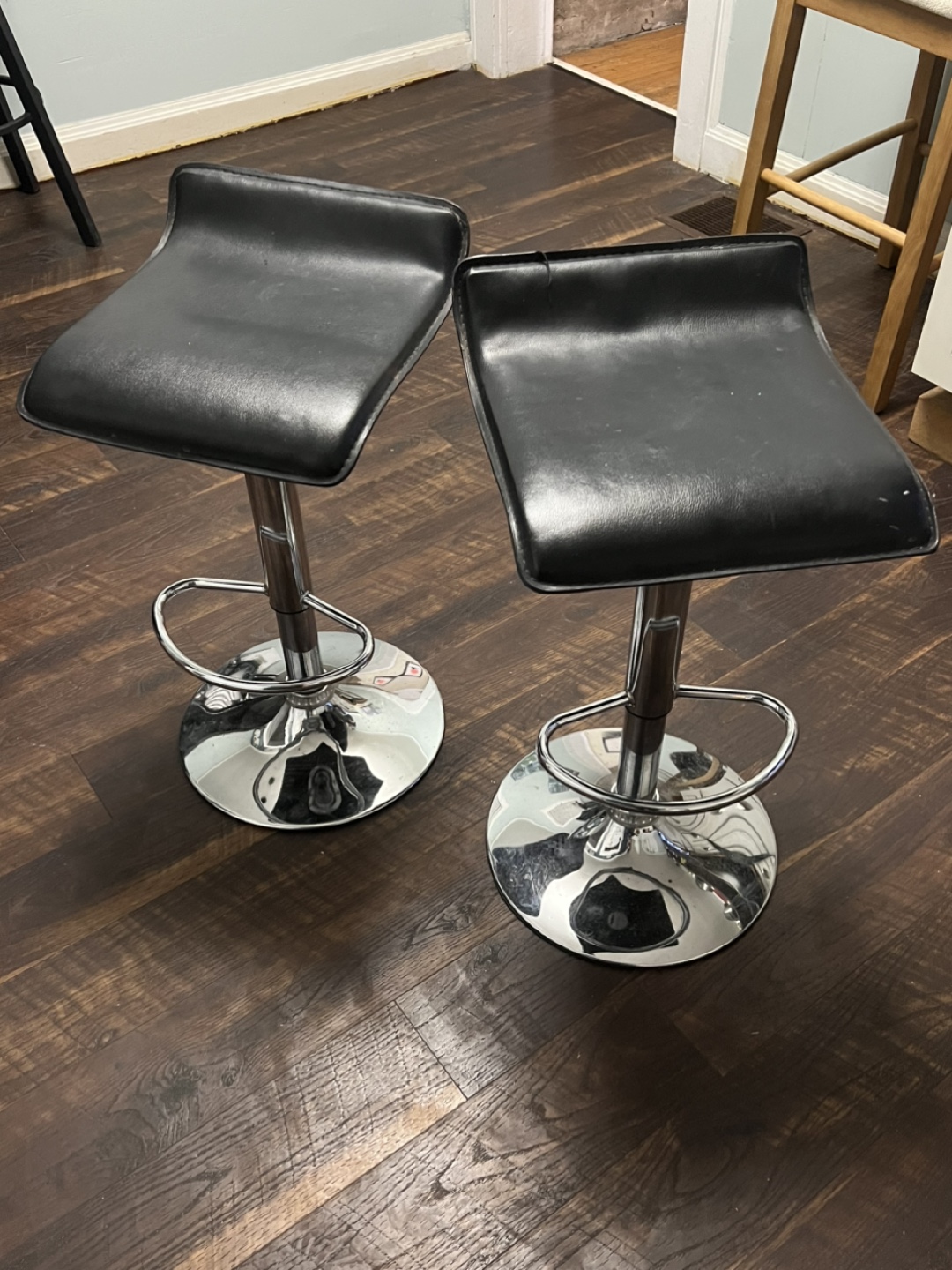 Set of 2 Black Bar Stools