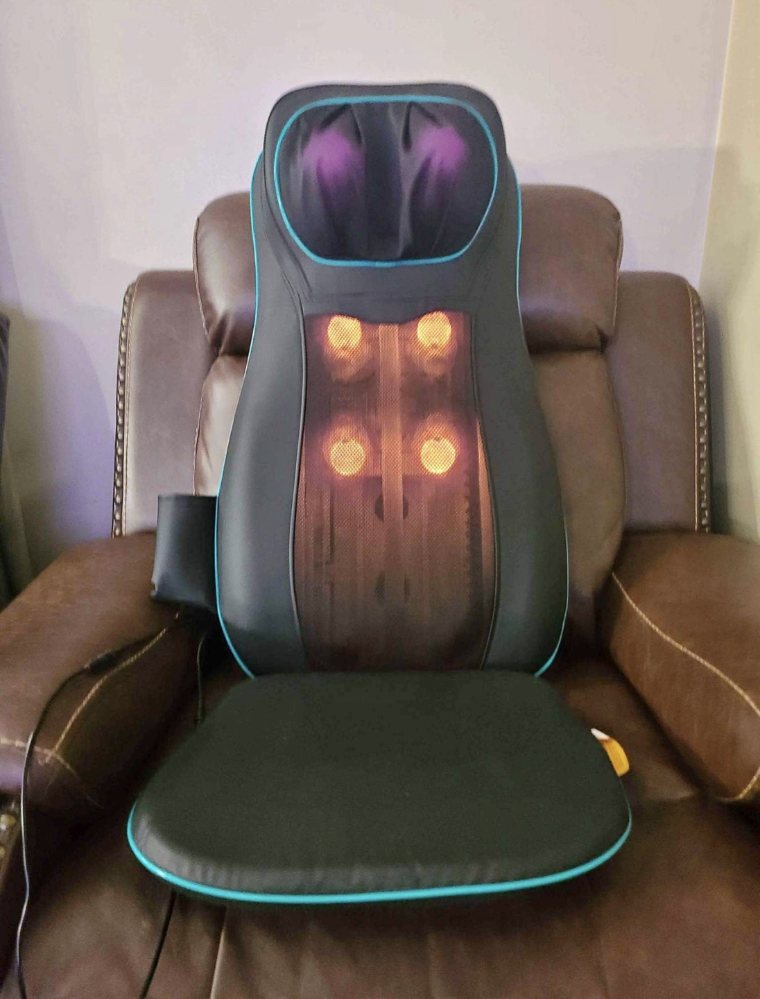 Electric  massage chair/seat pick up in Ajax