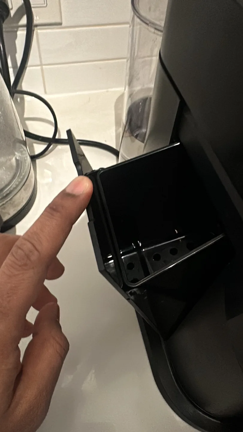 Nespresso Vertuo Next Coffee and Espresso Machine by De'Longhi image indicator(3)