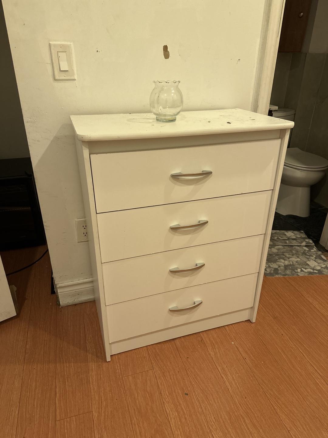 White 4-Drawer Chest of Drawers