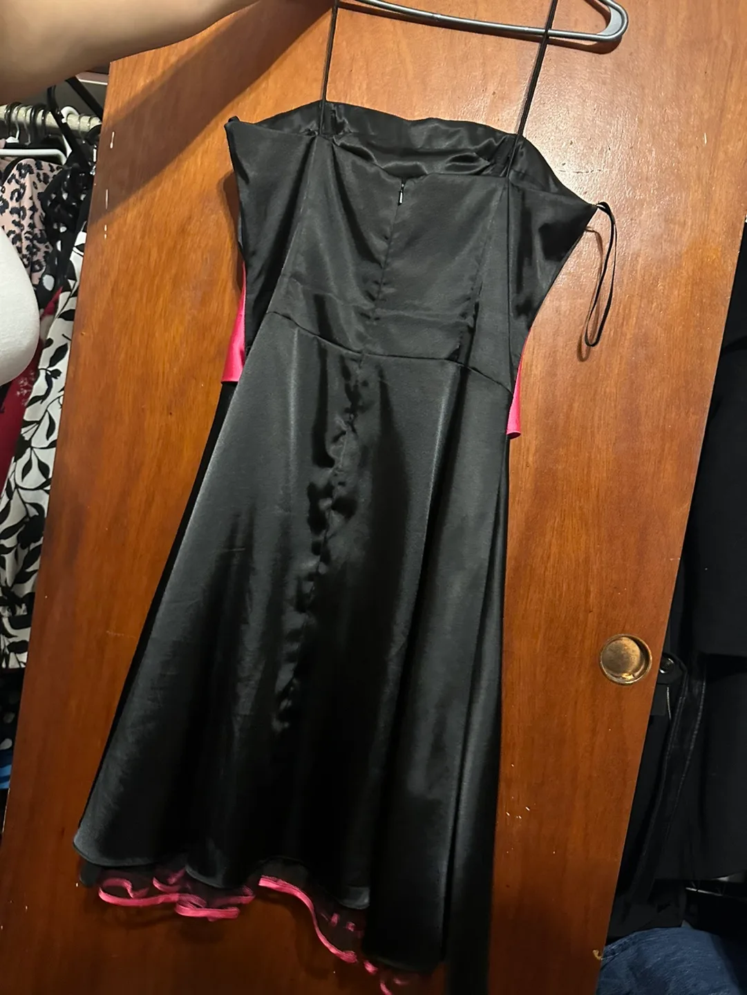Black and Pink Formal Dress with Satin and Ribbon image indicator(3)