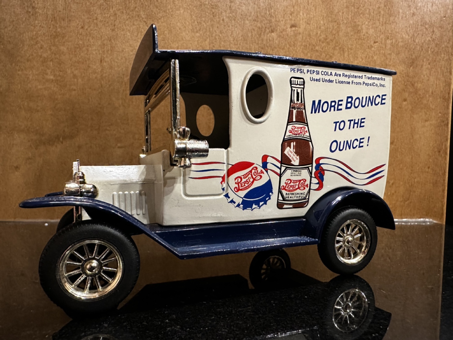 Die Cast Pepsi Delivery Truck - photo 4