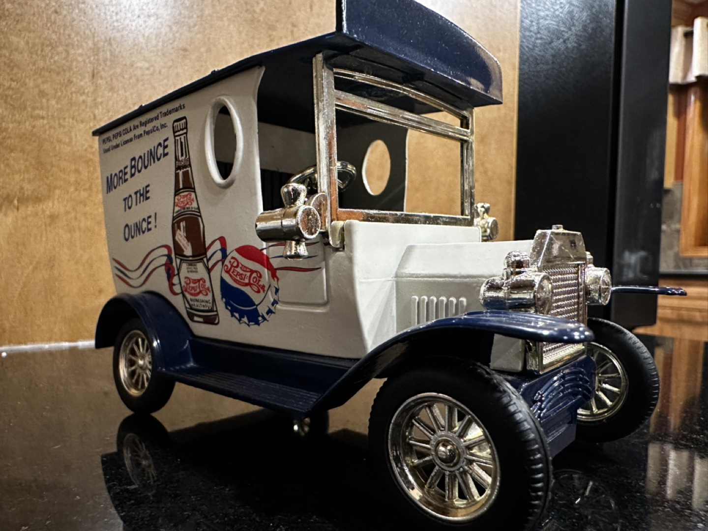 Die Cast Pepsi Delivery Truck - photo 5