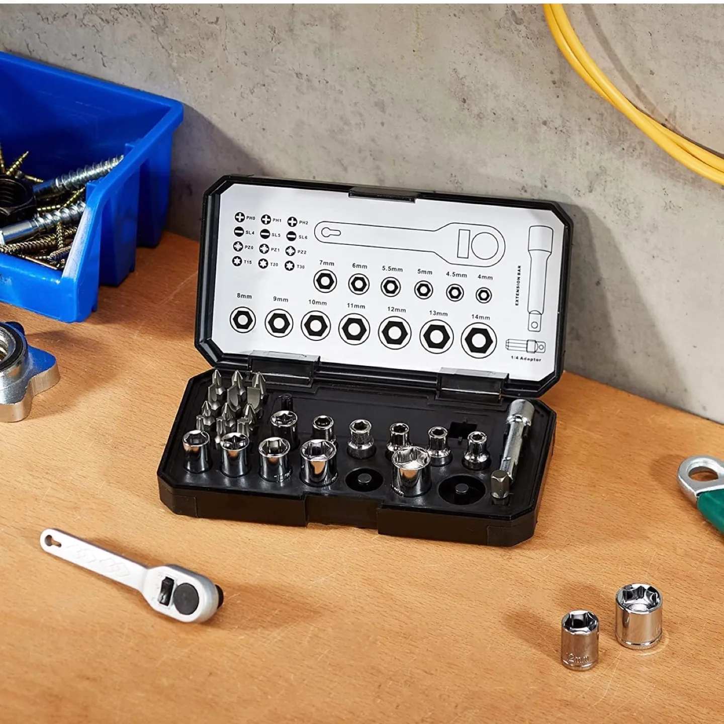 *Brand New* Ratcheting Wrench and Bits Set, 28-Piece image indicator(8)