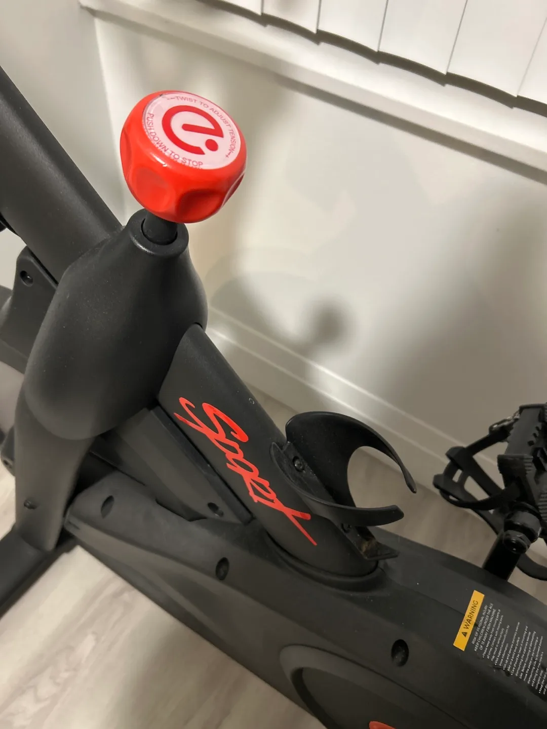 Echelon Ex-3 Smart Connect Spin Bike (moving, must go!) image indicator(3)