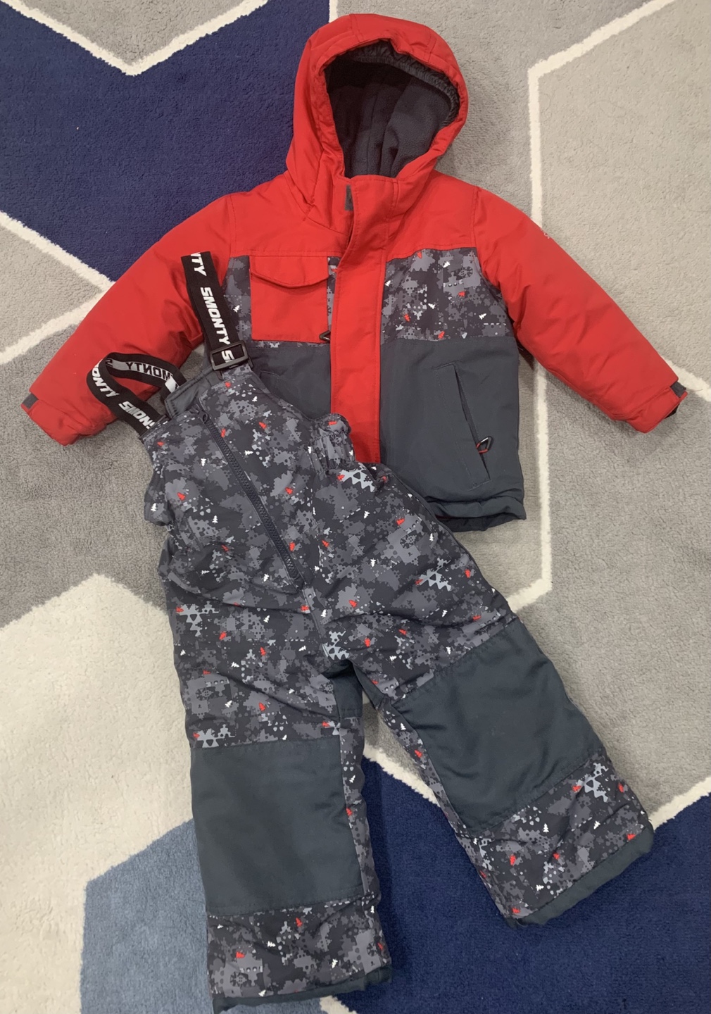 Kids Snowsuit Size 3-4Y