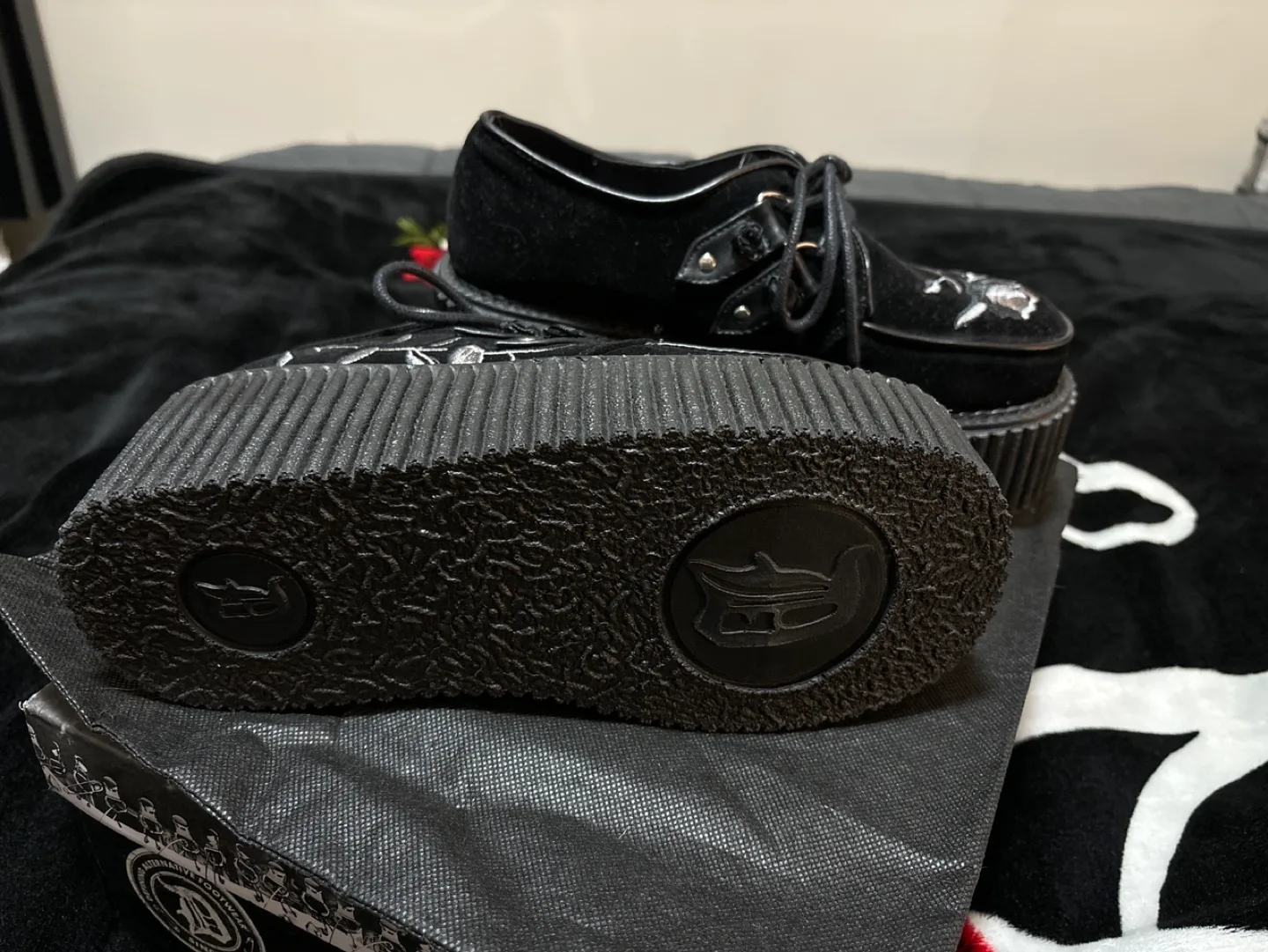 Demonia Black Rose Platform Creepers image indicator(5)