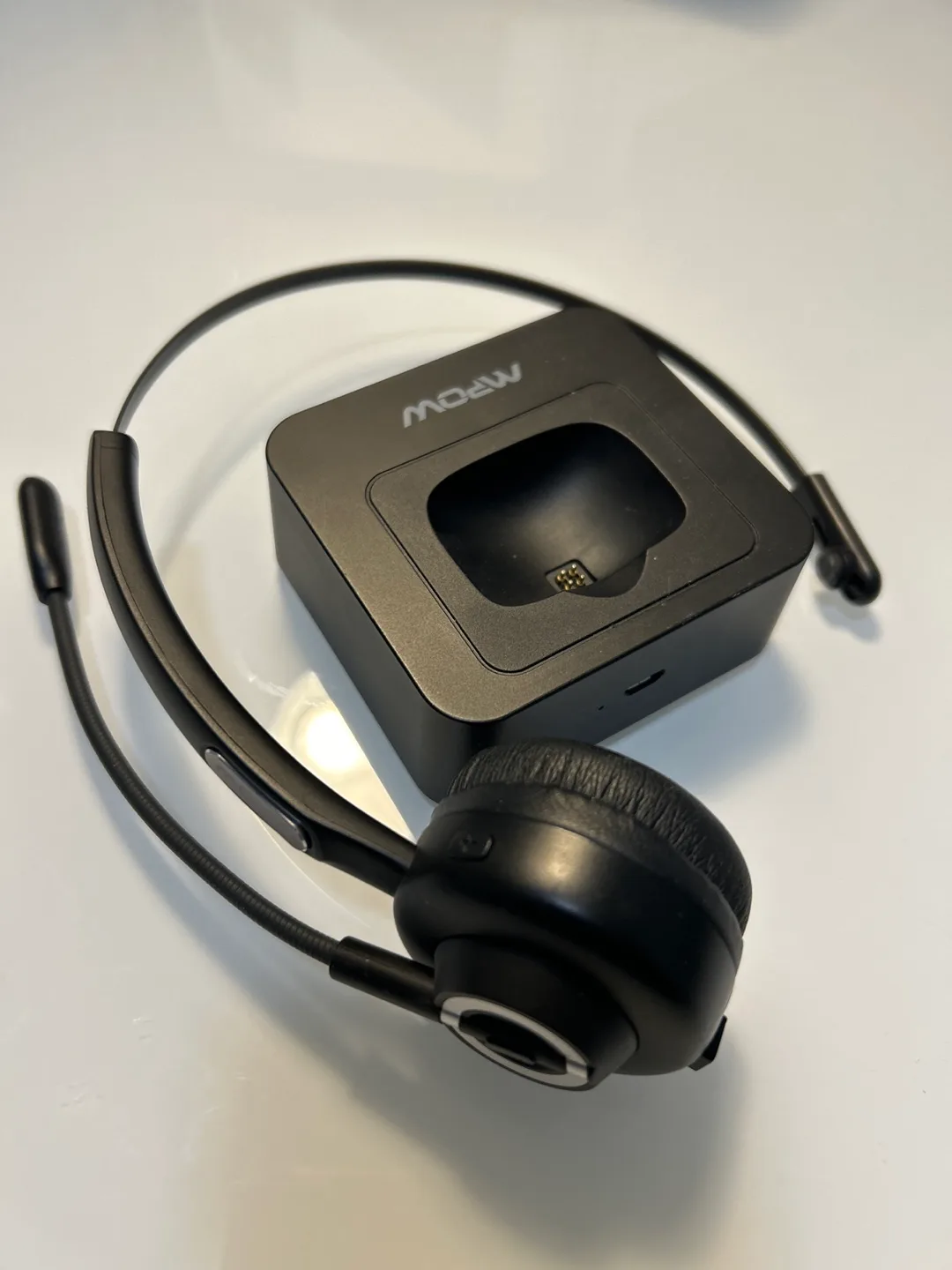 Wireless Bluetooth Headset with Charging Dock image indicator(3)