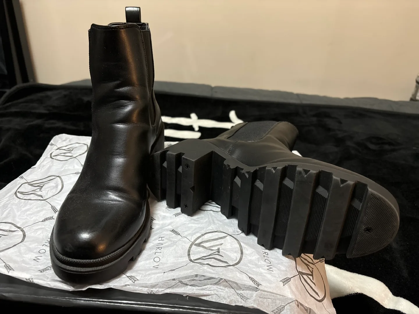 Harlow Black Chelsea Boots image indicator(5)