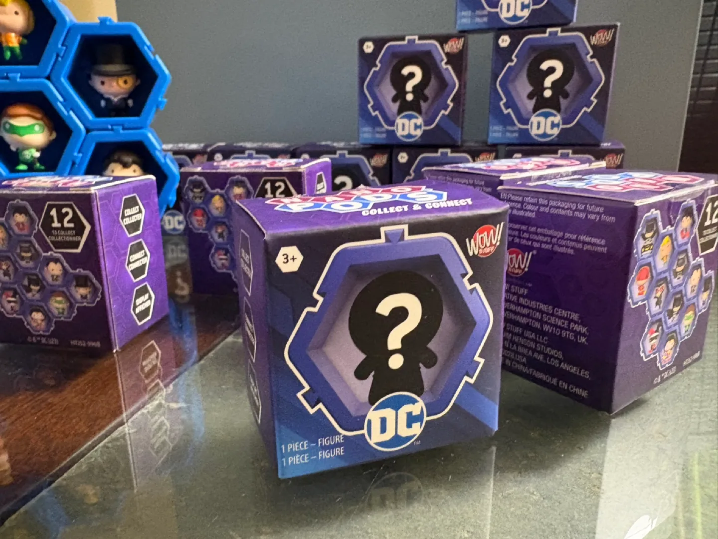 DC Comics Nano Pods Wave 1 Heroes and Villains Complete Set image indicator(10)