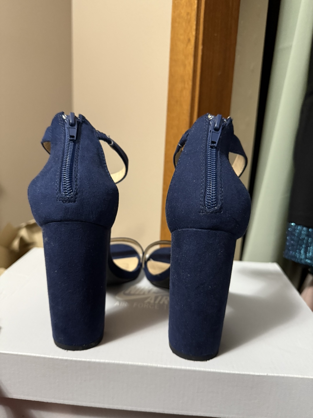 Navy Blue Suede Heels - photo 3