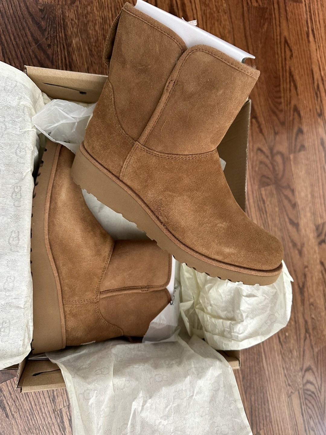 UGG Kristin Boot - NEW