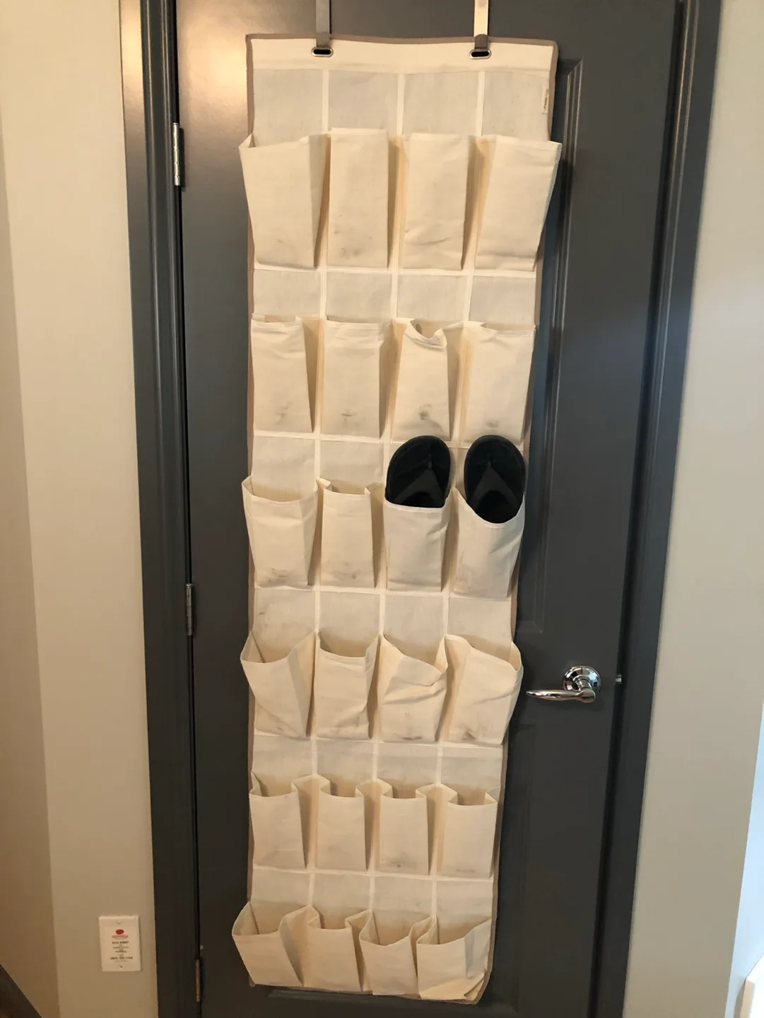 Over The Door Shoe Organizer - holds 12 pairs shoes image indicator(3)