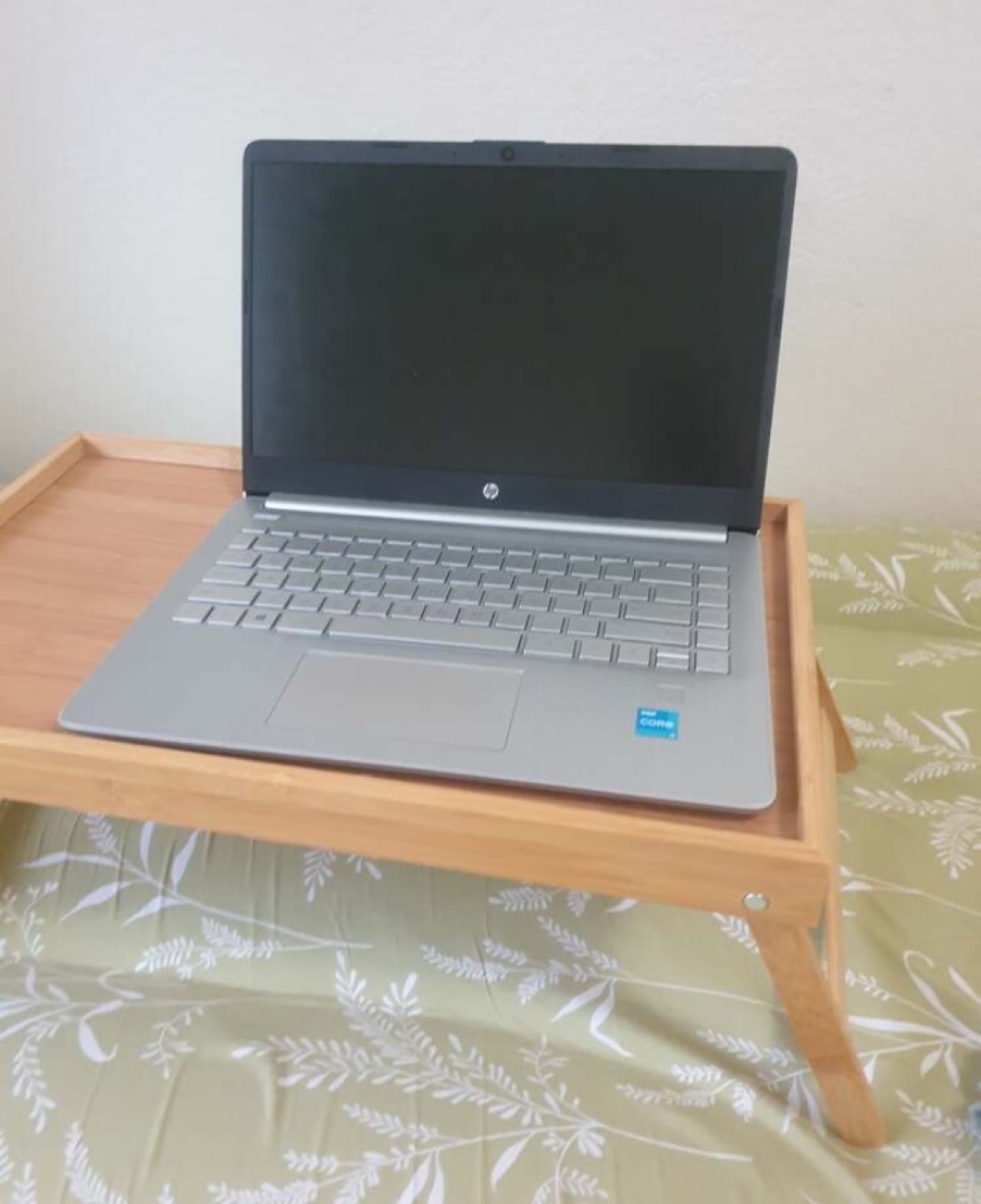 Foldable Wooden Computer Desk for Travel & Kitchen - photo 5