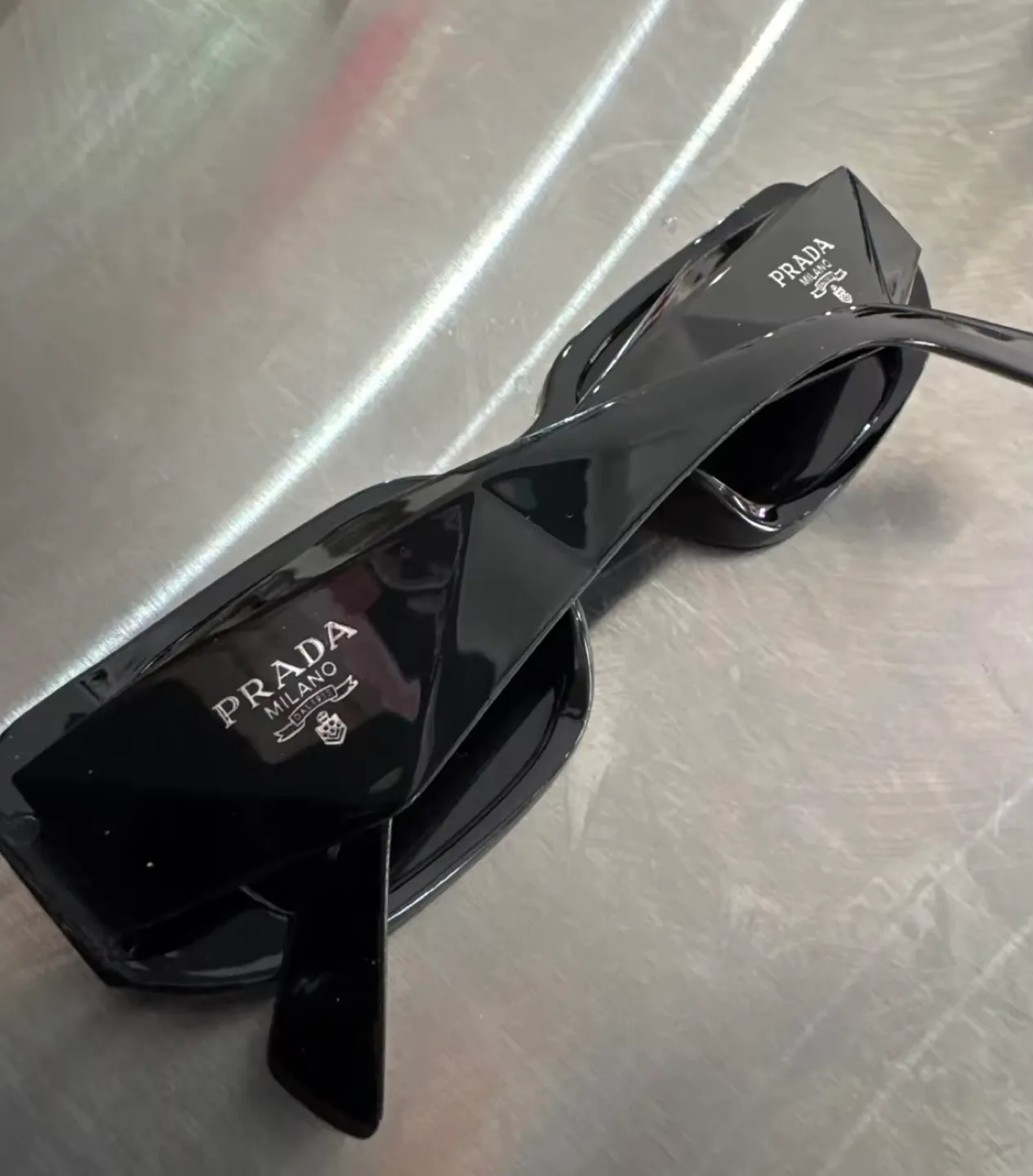 Prada Sunglasses image indicator(2)