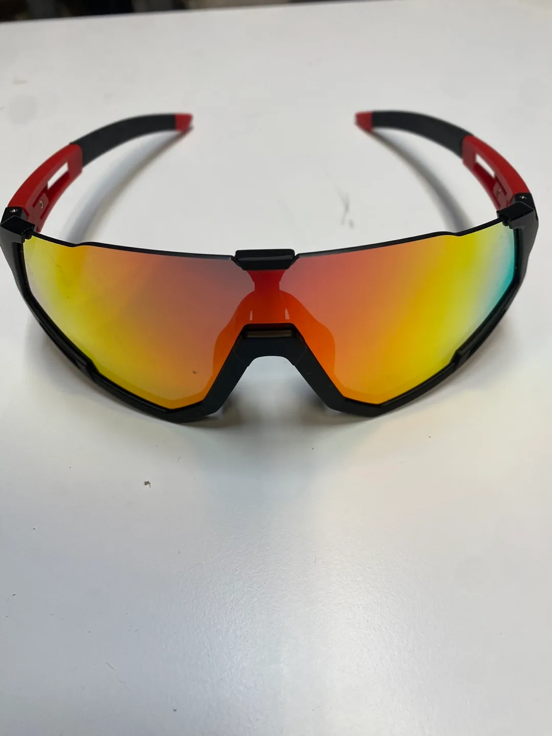 Polarized Sunglasses with 5 Lenses for Men and Women image indicator(6)