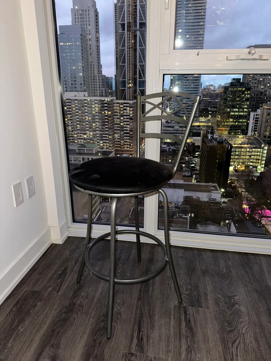 2X Bar Stools metal and velvet high quality image indicator(3)