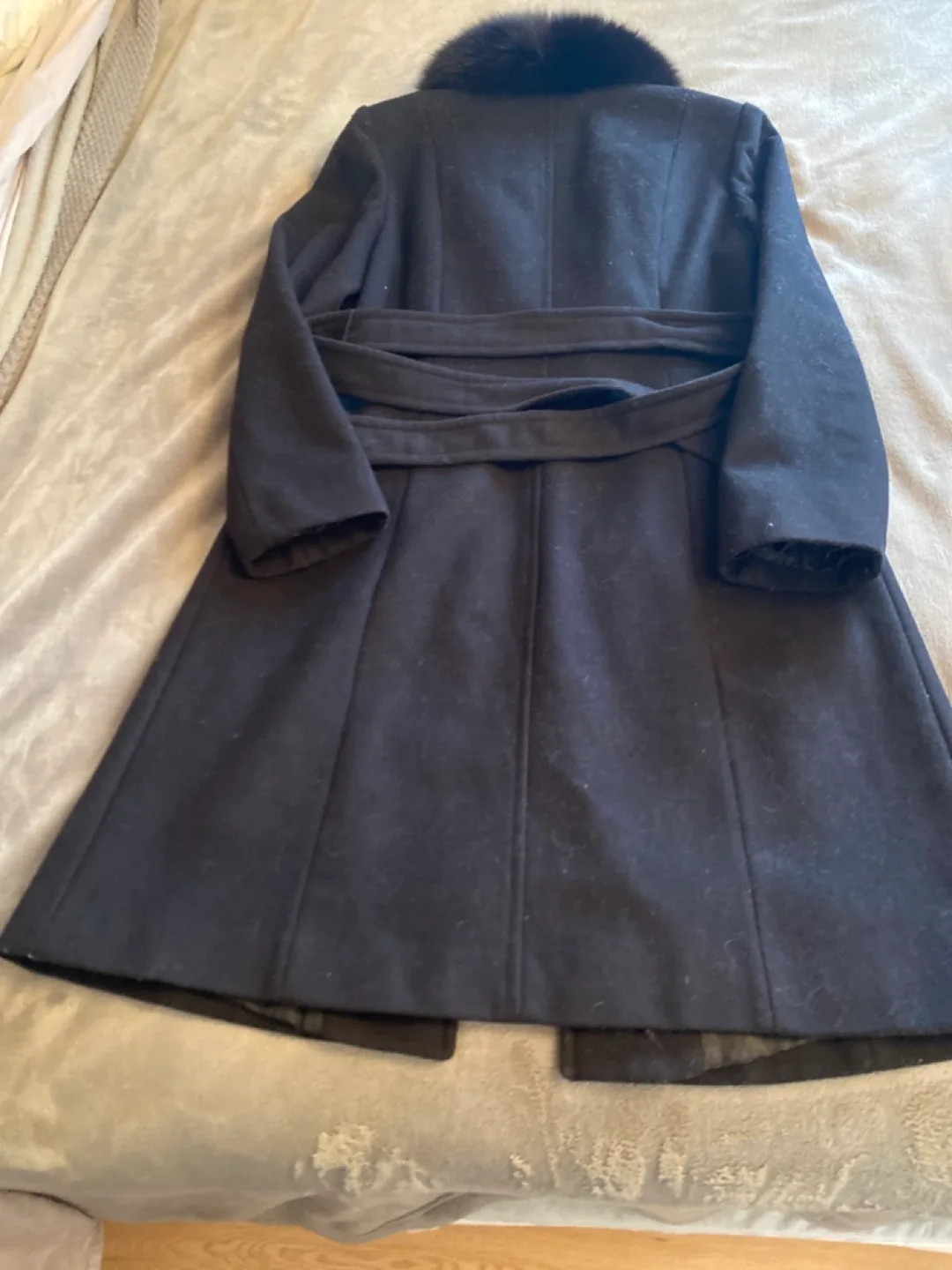 Michael Kors Black Wool Coat with Fox Fur Collar image indicator(5)